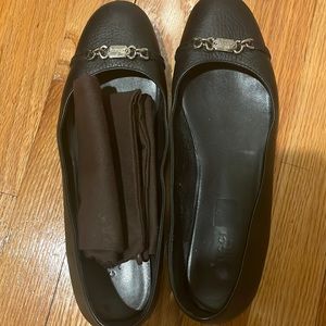 Authentic Gucci Women Shoes